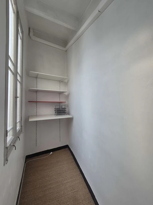 LA CIOTAT APPARTEMENT T3 + bureau - calme - cen