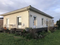 MAISON PAUILLAC T4 3 CHAMBRES GRAND TERRAIN 800 m2