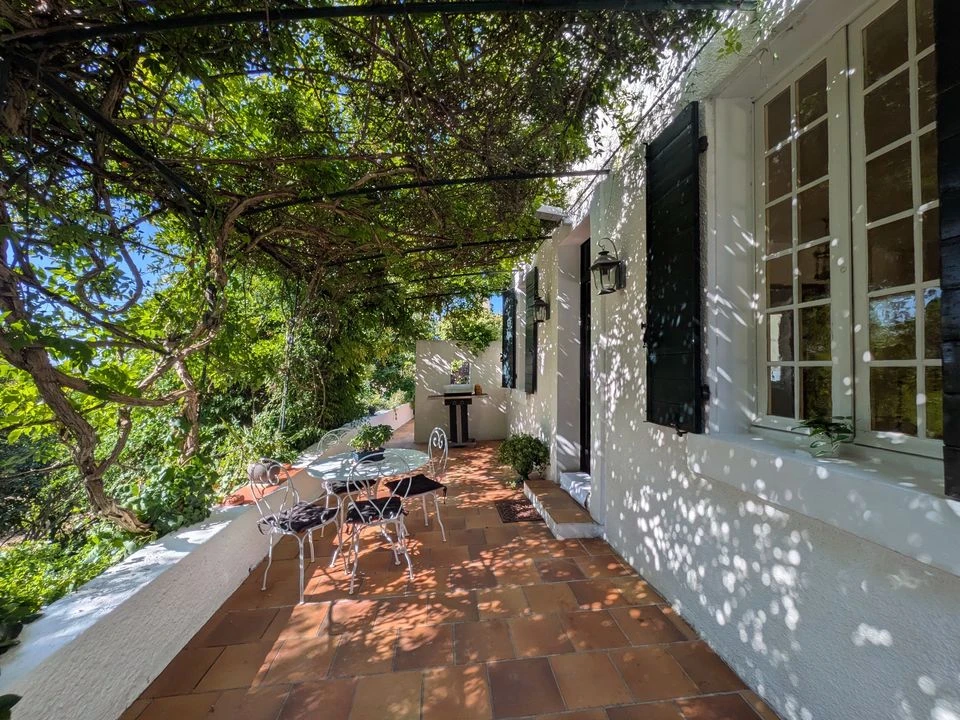 La Valette du Var villa de 300 m² hab. Terrain de