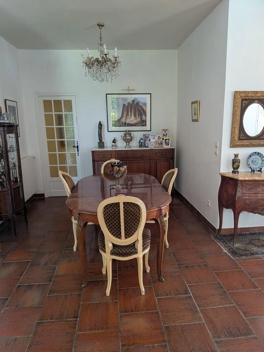 La Valette du Var villa de 300 m² hab. Terrain de