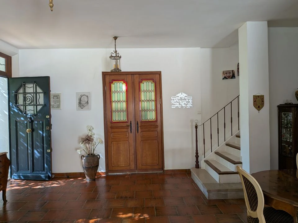 La Valette du Var villa de 300 m² hab. Terrain de