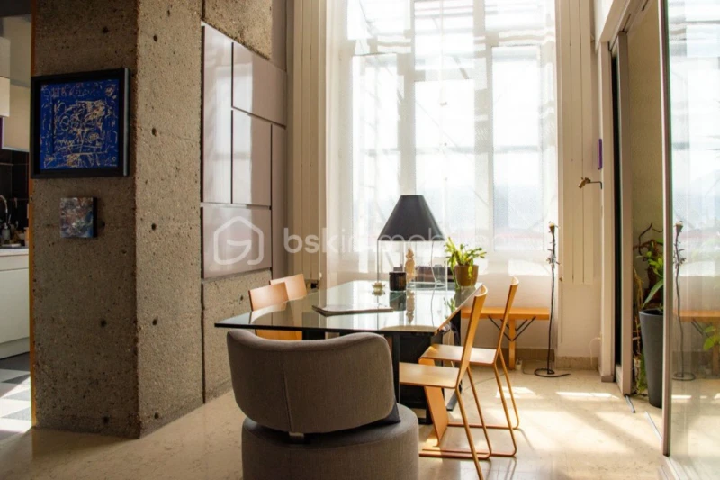loft_panoramique_rehabilite_par_un_architecte_a_sa