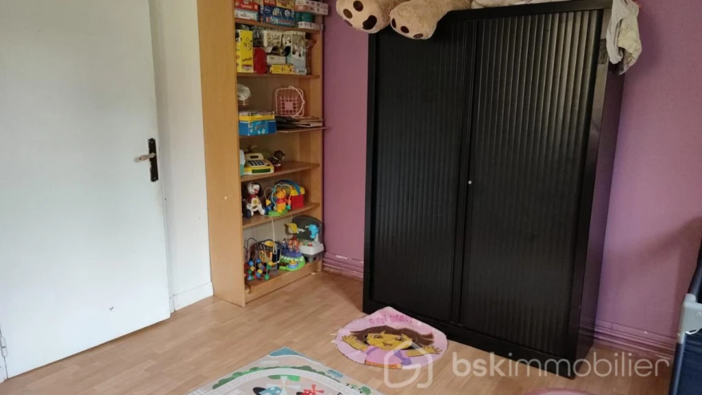 e431g4P4gnZCoApK7ZKVFdMblNtYqJpT81ATzV9t.jpg