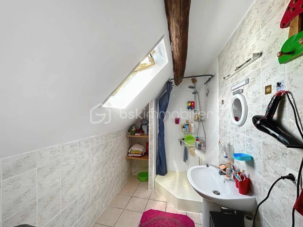 dO9WgeiN5FmmH5zMg9Th41ww7Cm7So75sVljr5Ep.jpg
