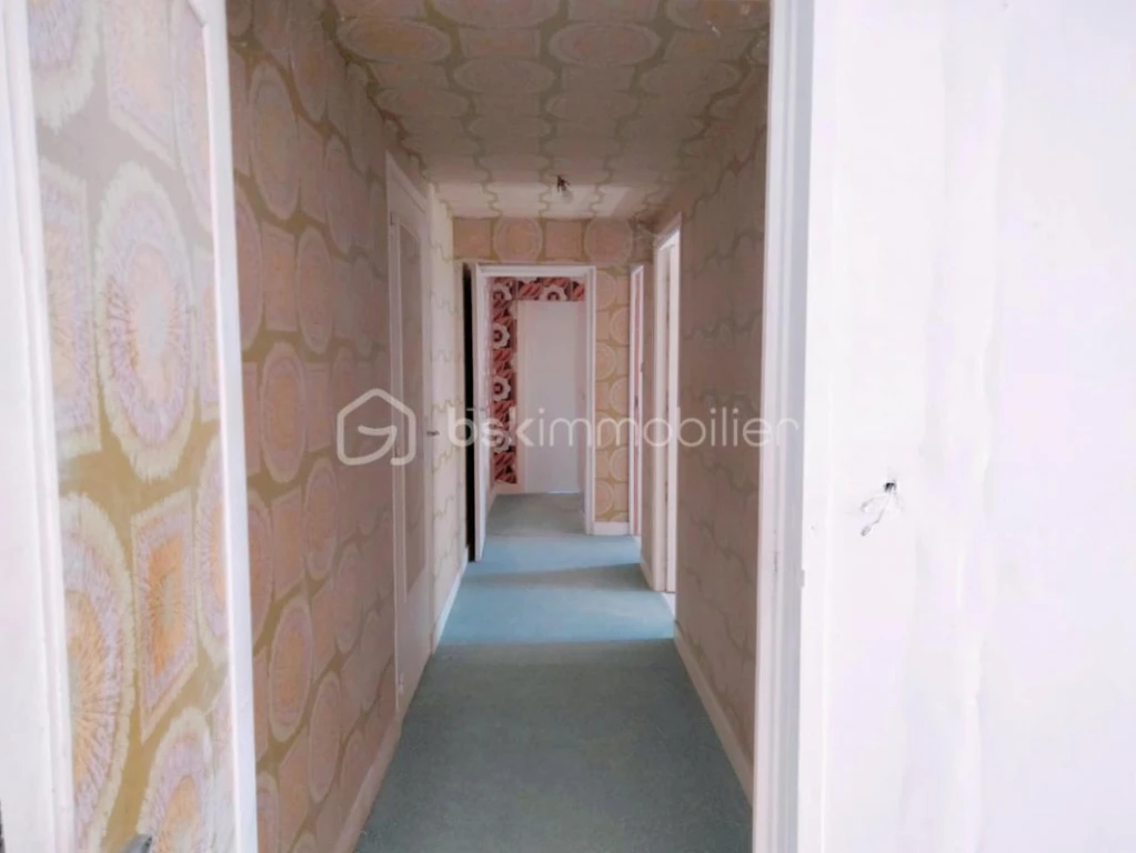 ND7eftUzhBlV23QiVFbaeP7wsIzeYhr2wtigTXSX.jpg
