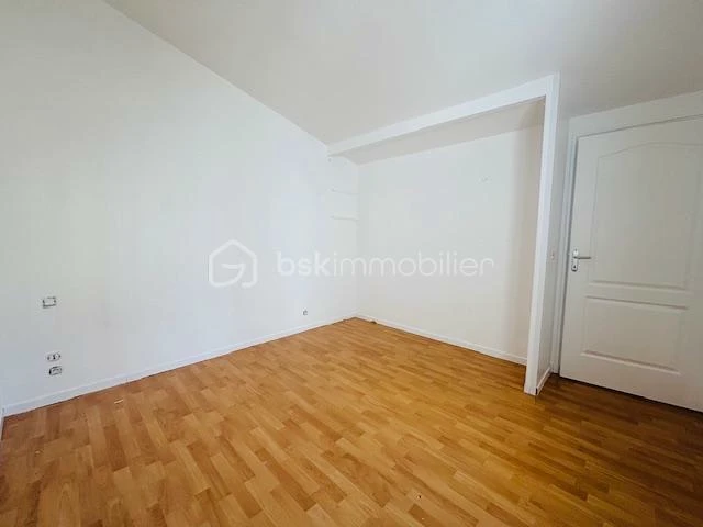 07q6glVtN87l0P3KKd4bcza6EbhtJsfWUK6LRBRT.jpg