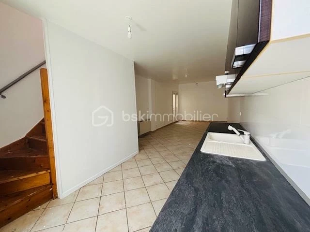 32ViLJJYS5XnHLhT5LiKO544ymx4xk5yr9jLamxd.jpg