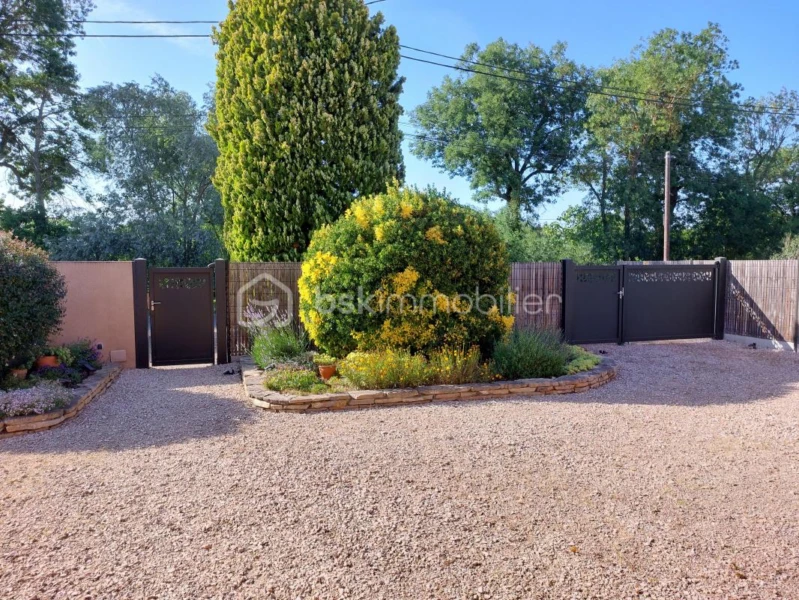 R0ekMKbor5ck5bXq6r0pmL2SQnlqcJFBNLefdUZU.jpg