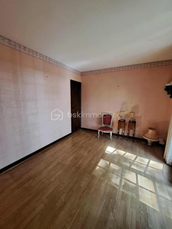 dShoCiAsYAk7YuWYafP9390Bj6WY6oivwB1Lq9j5.jpg