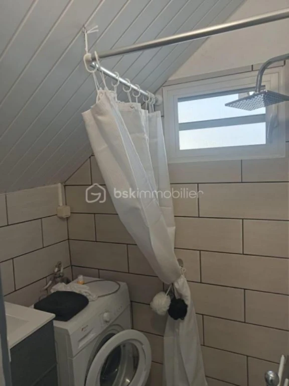 FXPRUho28Kss8D3vDusHDzKqkQKuc6LAHbsNOCHw.jpg