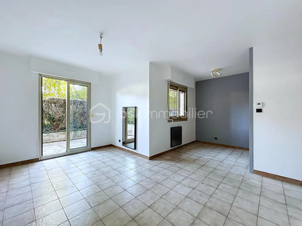 v7AJmvseufoSX9UouIxO2RM8W38qUhHuot3cE6BY.jpg