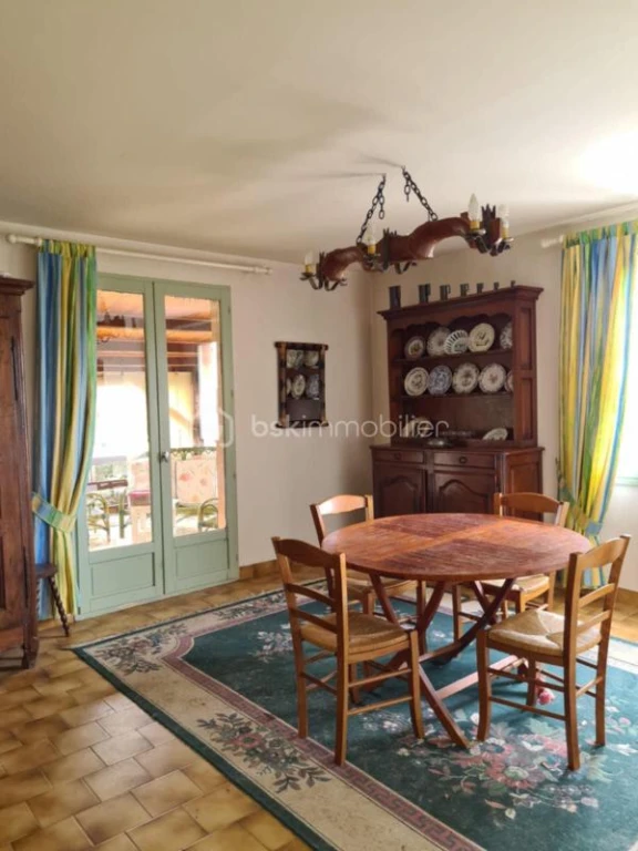 TatmIJO60CeiunzVBKiiKc8TDmPTvbvIGZ0QA1FU.jpg