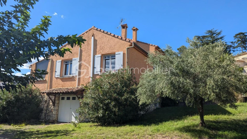 YqnhuBMIQKnB41mG34jXTiib0BPvxLekXdZCm62v.jpg