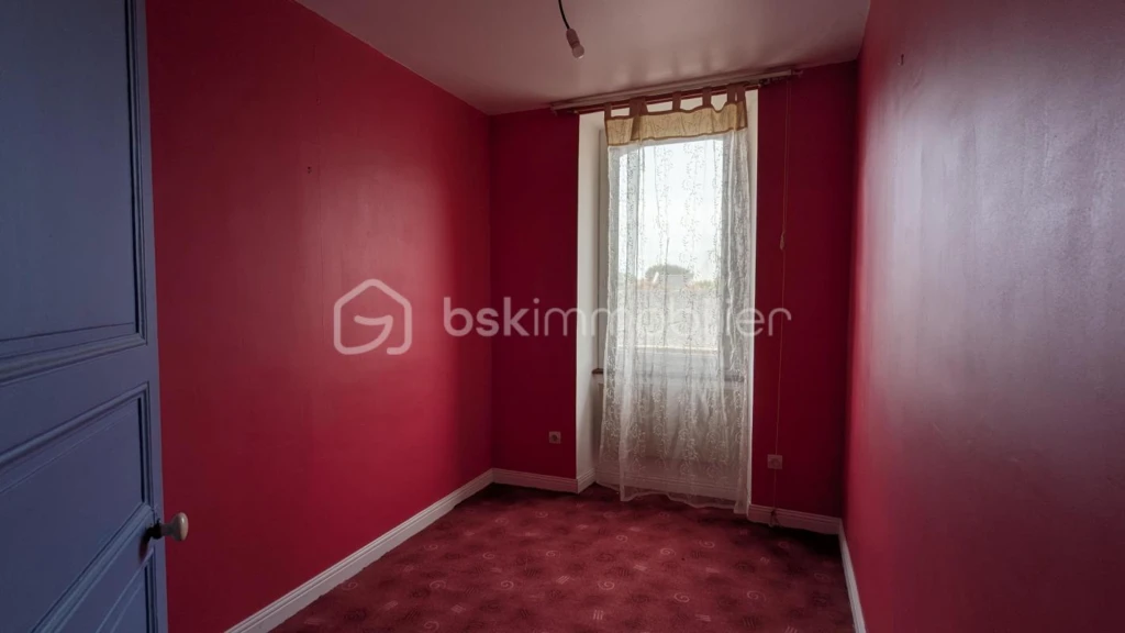 3eY2fDtijoTdpgidlWnaZid87JLr8IEOlJP08d0y.jpg