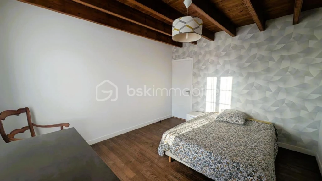 sv9ZbhzAEDXpAvdQ2IqEw8zM0uBNK0dVhJUPOwQL.jpg