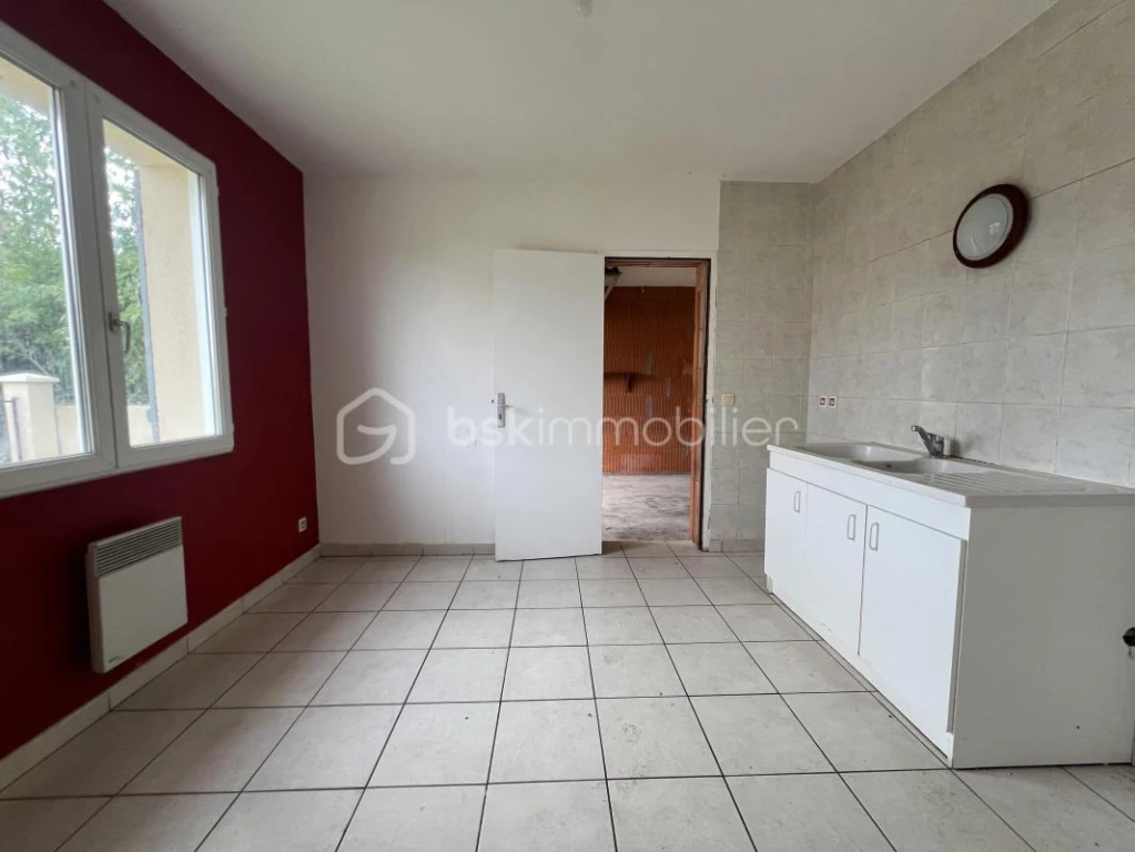 DcxokpTAKIxiUuCAO6uci5JaxZRJM14i0QAJzhKF.jpg