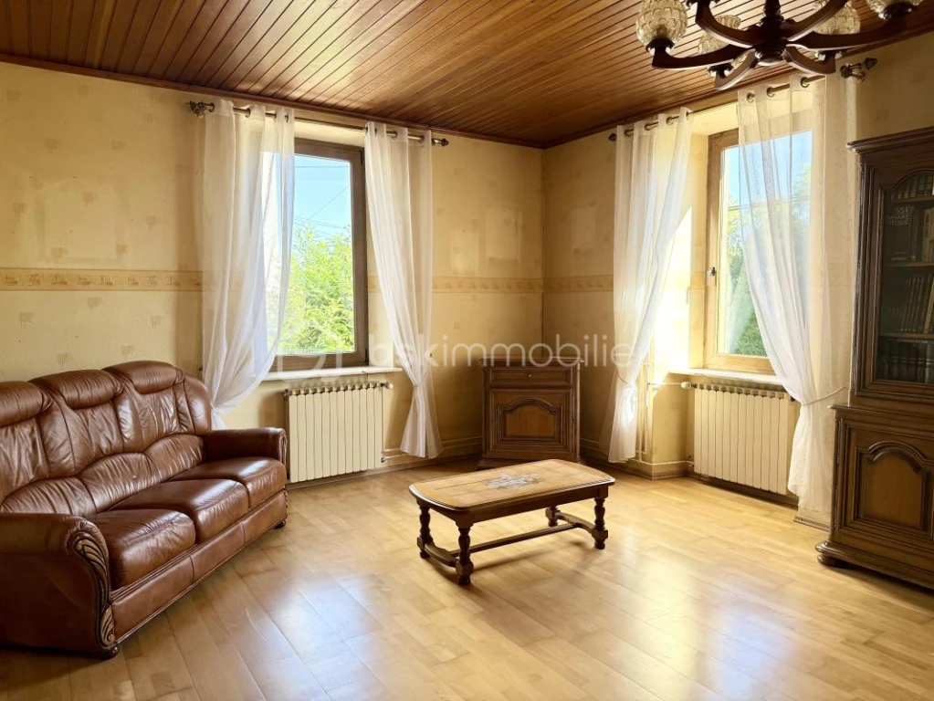 aXv7KoHEDXHE6P9MZocLperhWlf098bxnGnrZbmD.jpg