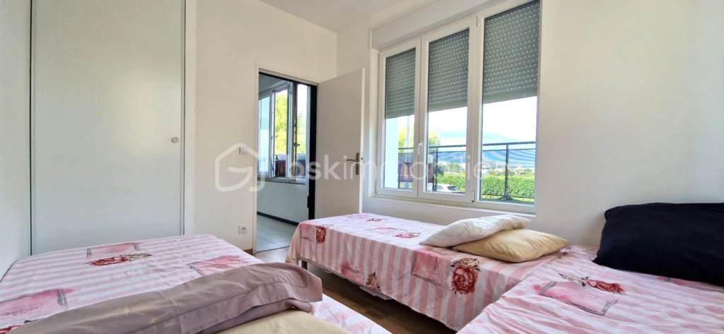 QK5sBx8MVFf01eSR7iouoK8x54D5ysfxeajdO261.jpg
