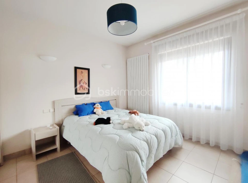 PE4gbqsX2Gu5f3Of7VRKx00RYizlKiYDJxcLU0WJ.jpg
