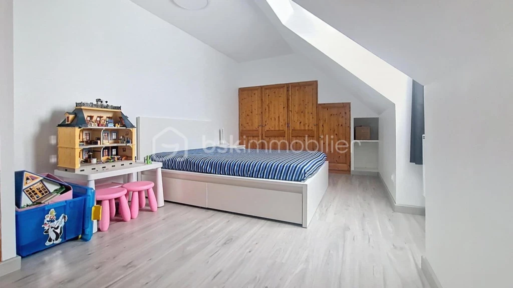 llpRGiu2xoheKlCYR2ZTpMUb1ju265XVrfN7WURV.jpg