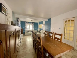 Ry0hArvrUS52QaPOmp6G5CCJCivBUMRiJUZsCKGw.jpg