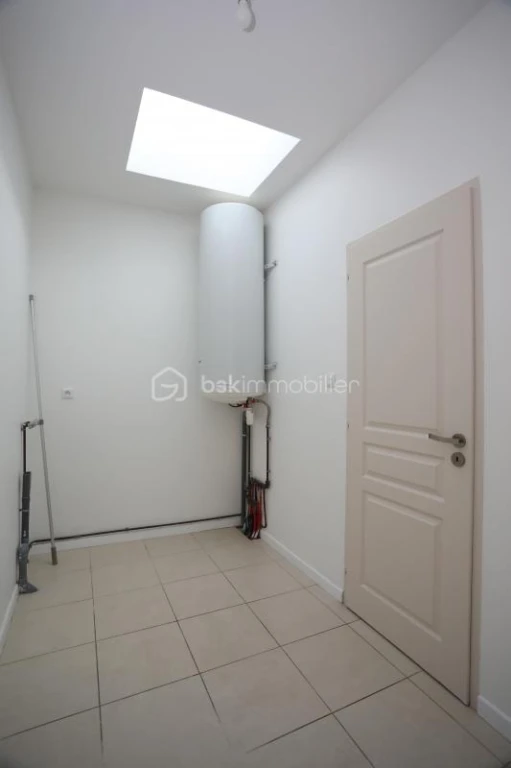 pnbpBOfB3cZ7kihPwp51hcn6TJrsSpReg6xzhq9J.jpg