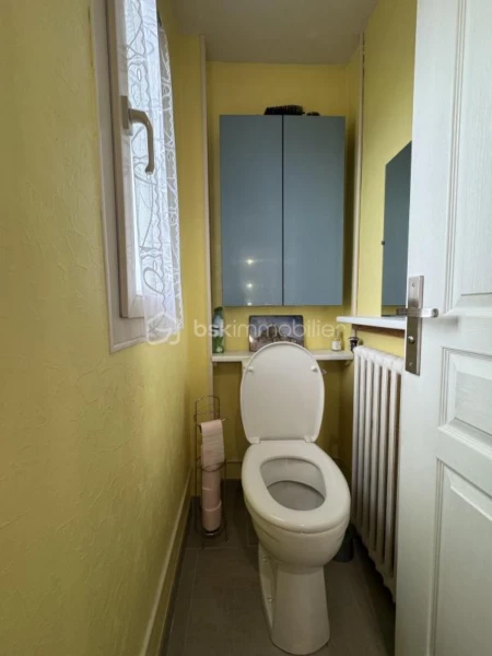 K7QJF0LgvdEQ1jllQXF34YZbivnU6XzsTRhdUwXB.jpg