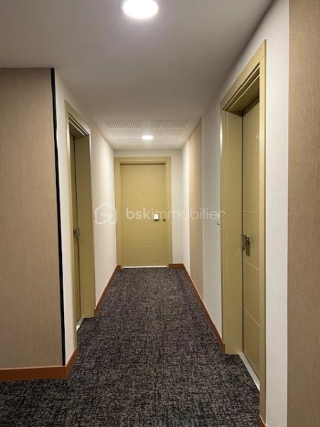 P4Ch0F9gQ3fWM9C11XaAhzzlwqimyisLw3uxWGmn.jpg