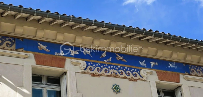 TVCAhoxgrM6UQ0zNbJQ2kyom5RlalSah9WcFOyIW.jpg