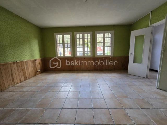 SMlZXaulL9XfYCxwNLLFYYyT8F5BGVjUk77Jx5XG.jpg