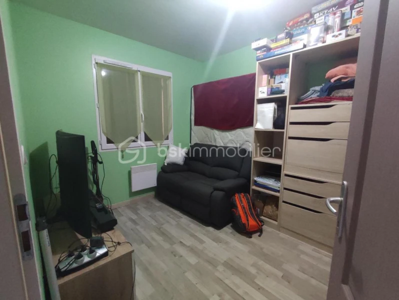 SkANEtdTv38zR5zThKMu9eT2loq12uY8qBb3ByJT.jpg