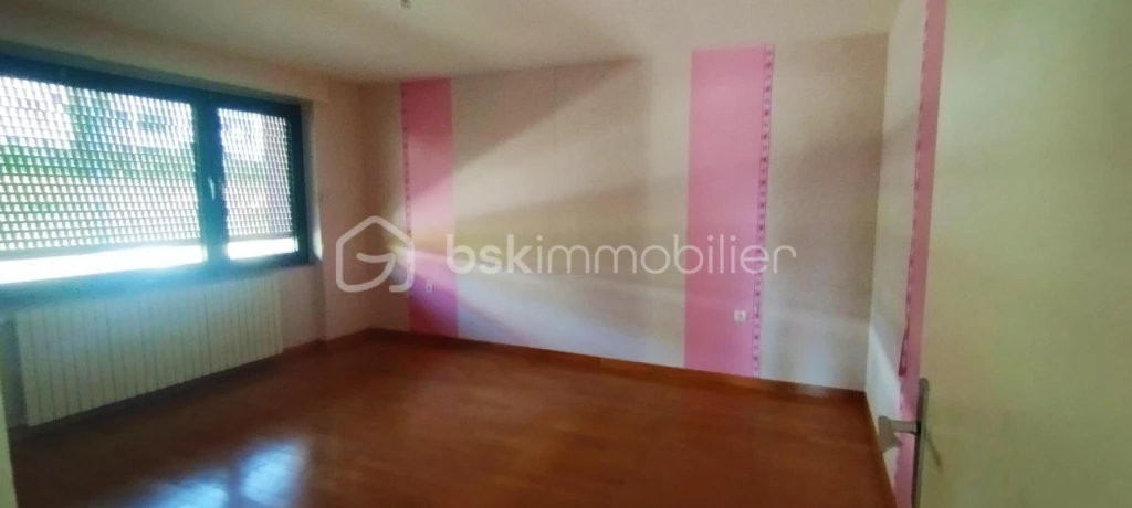 FG6ymURMru2lcw8rafCUT1f4oZIRbjhbiIIdSYiU.jpg