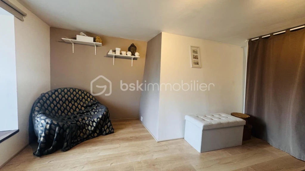 lkbcEuIL5NdllnNMqaIQwIG70e7il3AS5LbUb9SM.jpg