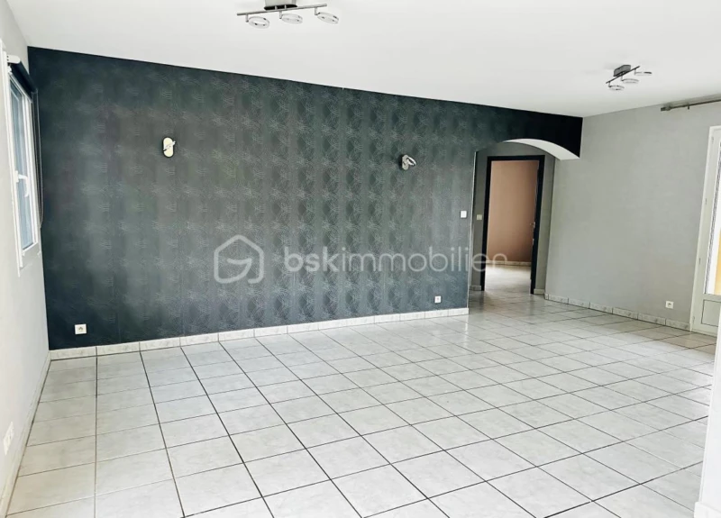 6SMnQsfUxr0kNoyoXRALAyL0fzVQU0tQu9l3YuDe.jpg