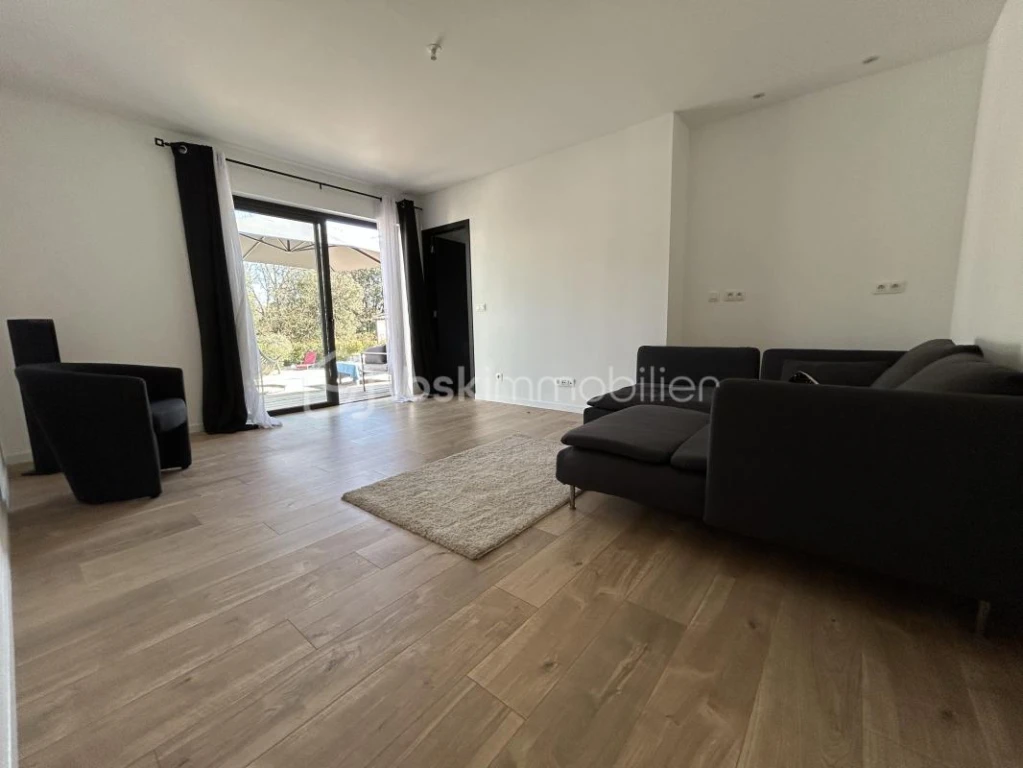 yqwZ5lPBvTW59IZLRbMVWzNj0mjzcbTzdO7SRETg.png