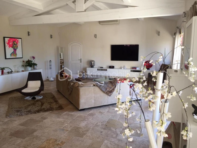 PCv4HUGjuJvVFVUyEnzI5ujwN3u3IEys63Hw5EwA.jpg
