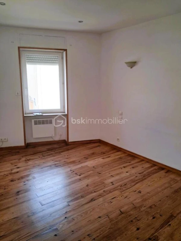 KDKjajW6nwTrQSJ538m3DqZ4E4lAZhAoNIw0CBhS.jpg