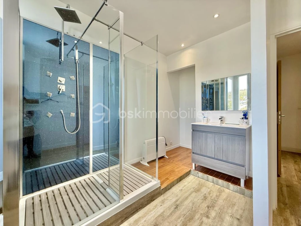 KFvsHC9wkjvRVBXp23lqQvQLfHSkB1JeQijNJNiw.jpg
