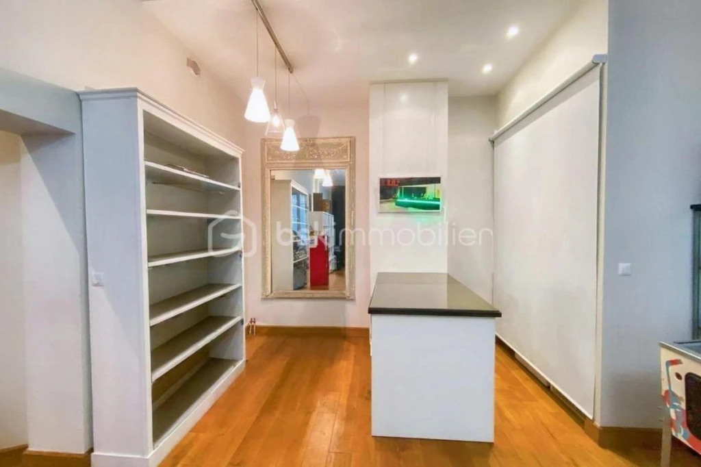 9zRCkOI6liBCeyVpg1Xjxoz25KEqdrEm2yb7K9Hz.jpg