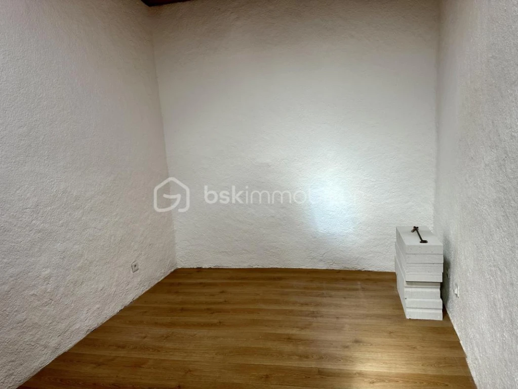 GQJ359648yyZrGVH0evigb2iHtOIR7cONugOjN7i.jpg