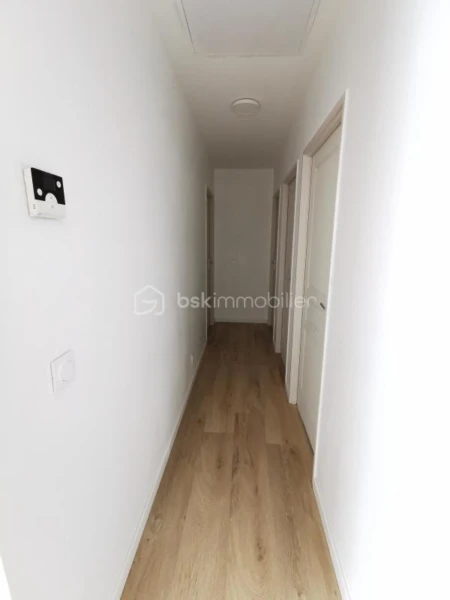 j0gUn5zb0EUWzVpEZ3V5wUFYsPQOK4fdzWawcrnx.jpg