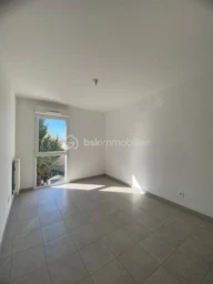 8i8661jMUzknxE2L3bw69pZcfhwEoKr1EtbzaPWE.jpg
