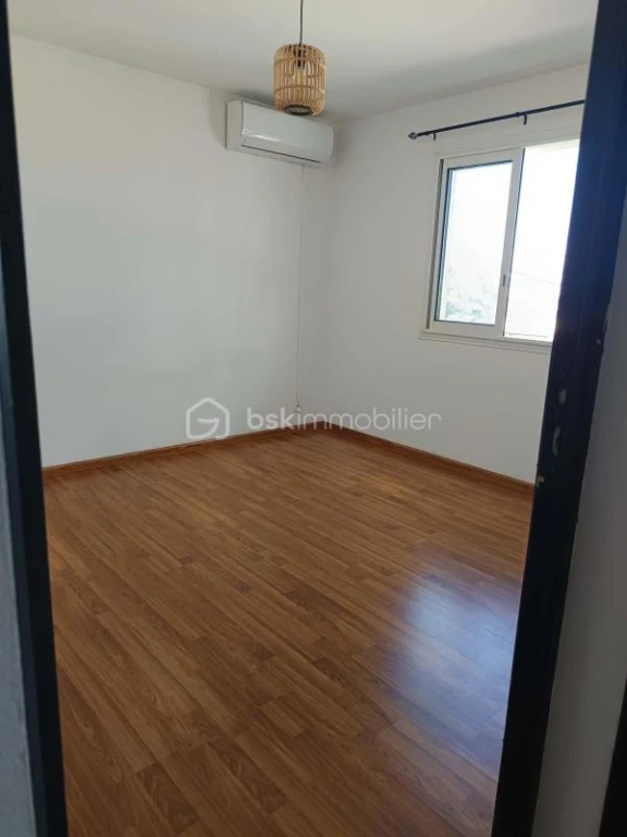 7Tj5WK1QAYeKX09beQzUok20MC63LBkHrxI0ER1W.jpg