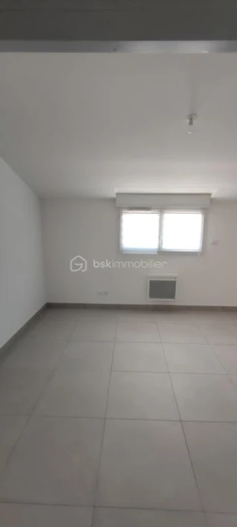 22EChI1JeKZXvb6hSpMO24jaKUYJDECuatendPP3.jpg