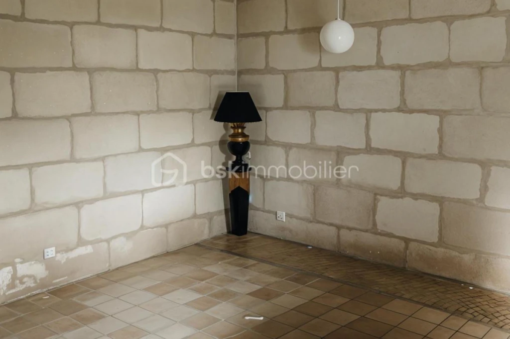 L0idfob8scpQpR1ZK3tSARUv4HttZMDNNJhvW8CJ.jpg