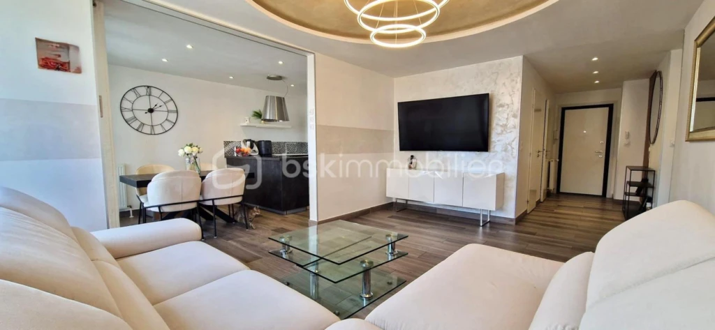 BBADs24sH41eBJEEJsQvR5PHNojY4TjcO001TGJP.jpg