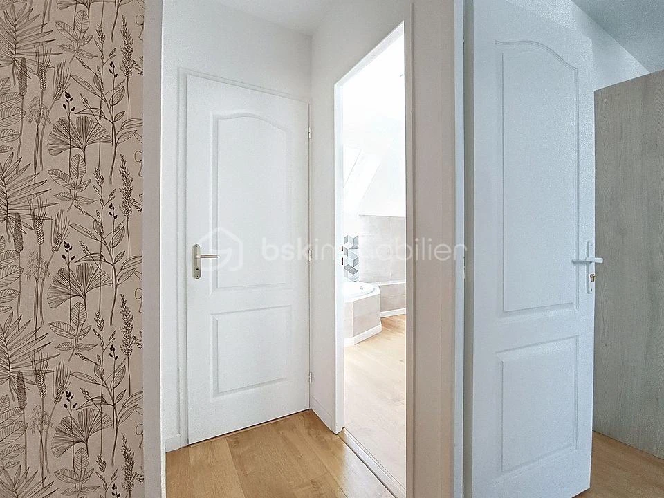 L9SqSbSk6ZqRMOd0FZbraWwRamh6FfP64V6RkzCa.jpg