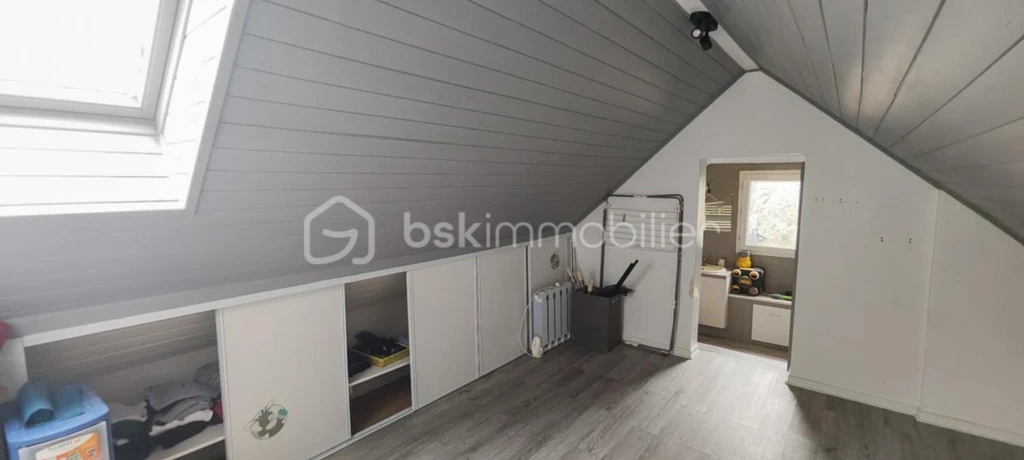 slRLVDBVimdEBiH180YCdJaa2B3NOCFeZr59oQb1.jpg