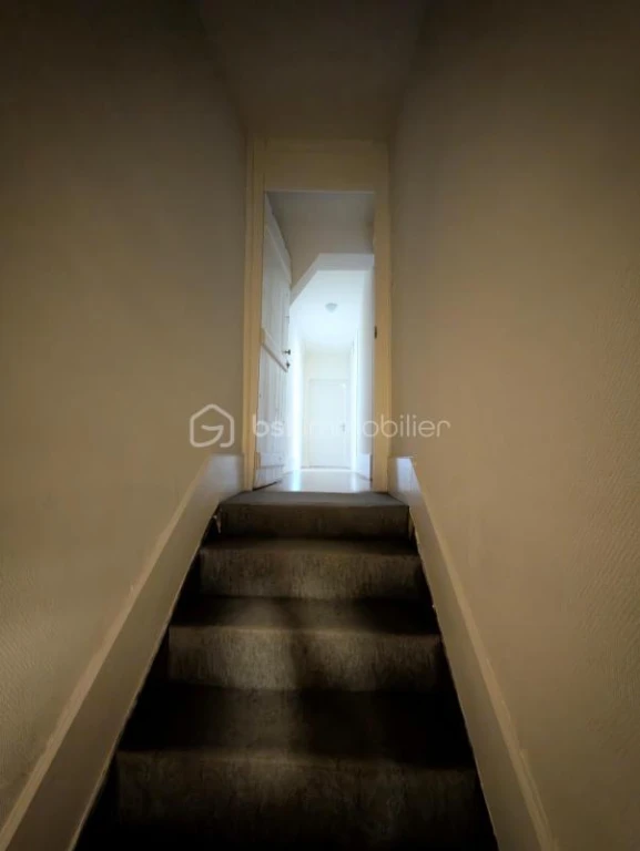 ru7YeQpKHDSHaD9Wtibar4fXCB9CUPG156kjcHyA.jpg