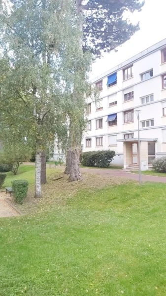 buK1vg895HgJxWBQB0GvKfiYBiVeAiRfLhN6eBsd.jpg